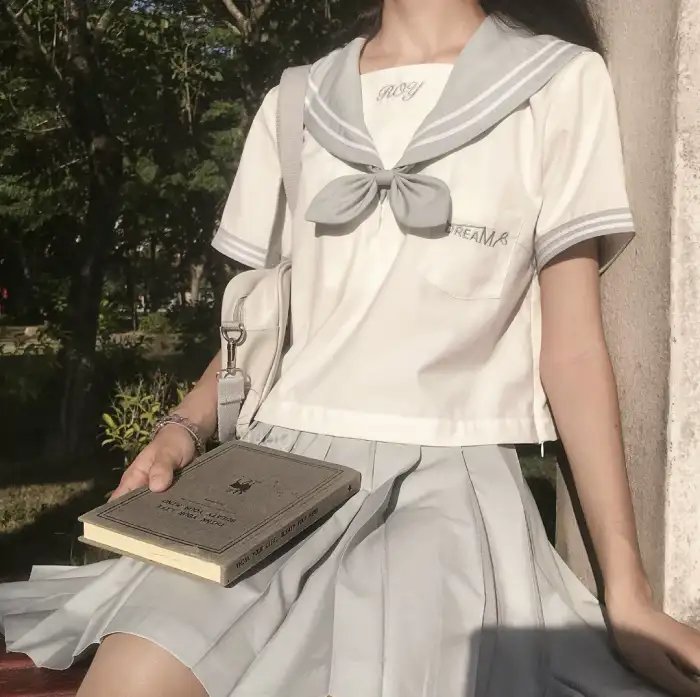 西贡三姐